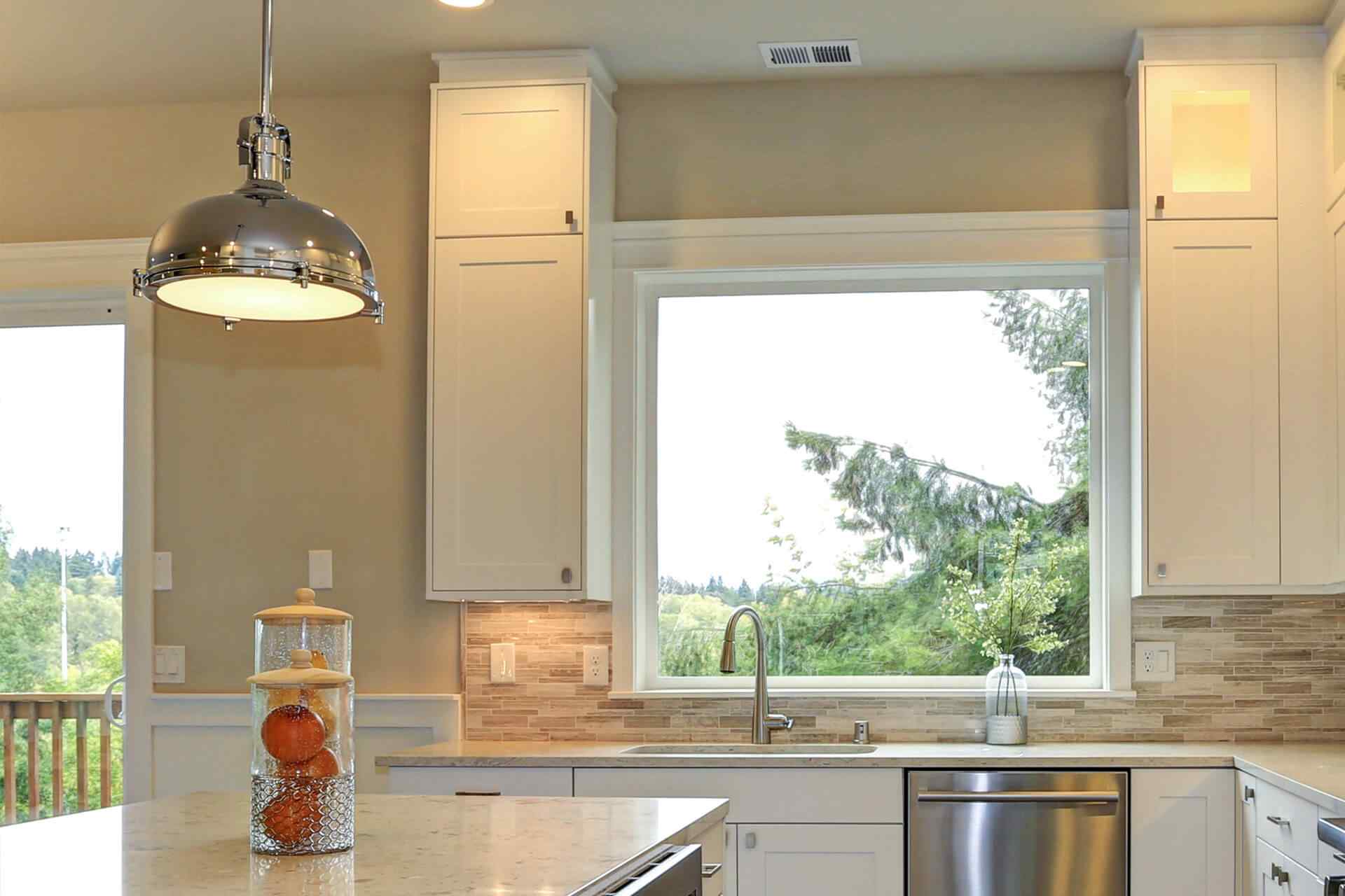 https://tonyandsonshomes.com/wp-content/uploads/2018/09/gallery_projects_06.jpg