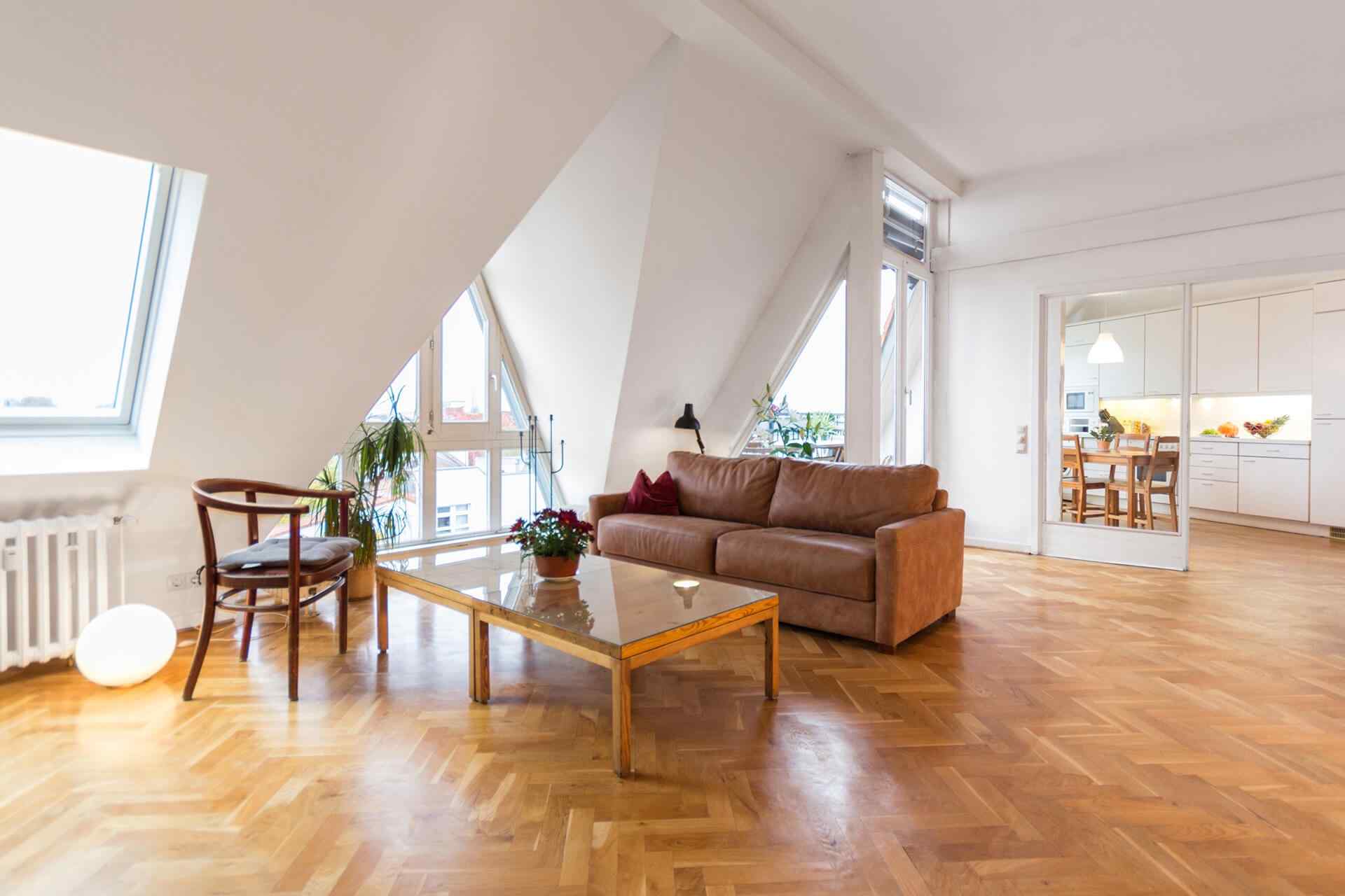 https://tonyandsonshomes.com/wp-content/uploads/2018/09/gallery_projects_07.jpg